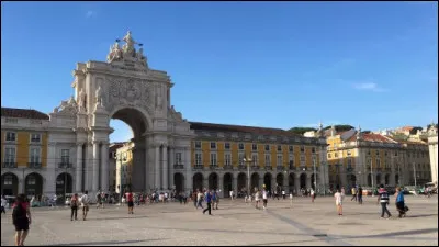 Vous partez vers la capitale portugaise, c'est ...
