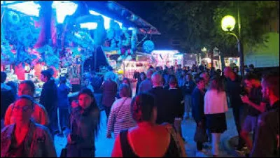 Ce soir je paye, c'est moi qui :