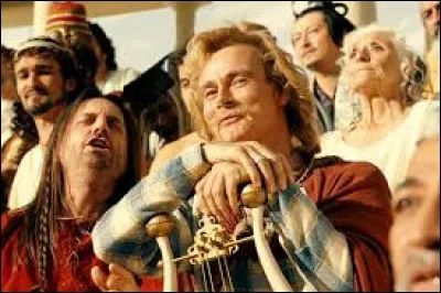 Dans ce film, il joue Assurancetourix.