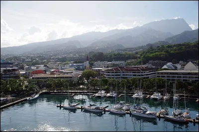 La Polynésie française - Dans quel océan ce territoire se situe-t-il ?
