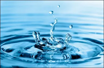 La peur de l'eau est :