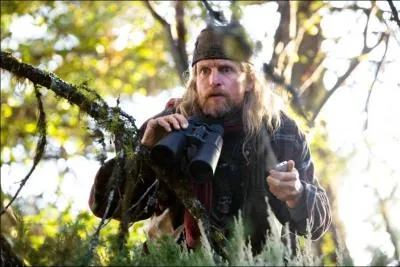 Dans 2012 il est Charlie, un peu cingl sur les bords ce personnage est :