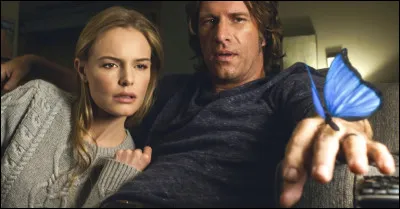 Comment s'appellent leurs parents adoptifs ?