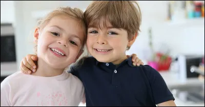 Es-tu une fille ou un garçon ?