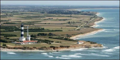 En Charente-Maritime, trouvez-moi la deuxième plus grande île de France métropolitaine.