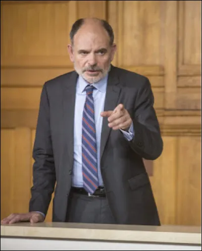 Dans quel téléfilm, diffusé le 5 septembre 2017, l'avocat est joué par Jean-Pierre Darroussin et son client Cyril Delamarche est joué par Thomas Jouannet ?