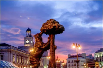 Quelle est la ville la plus peupl&eacute;e d'Espagne ?