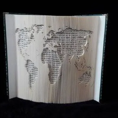 Par combien d'oc&eacute;ans l'Am&eacute;rique est-elle bord&eacute;e ?