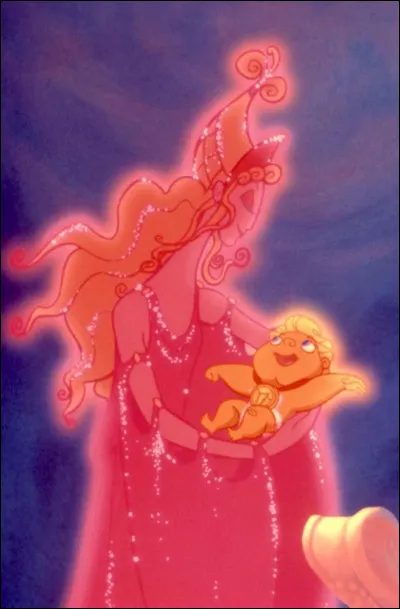 Quel dieu de l'Olympe vient apporter des fleurs à Héra lors du baptême d'Hercule au début du film "Hercule" ?