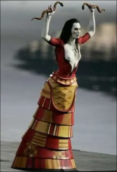 Déesse serpent, protectrice de cette civilisation. Qui est-elle ?