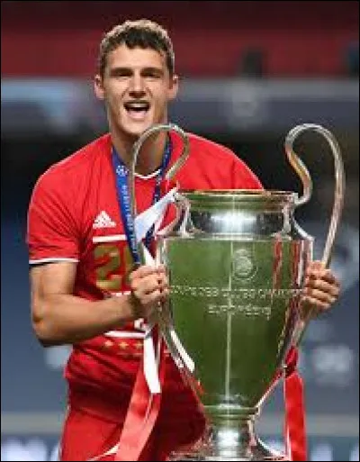 En quelle année a-t-il remporté la Ligue des champions ?