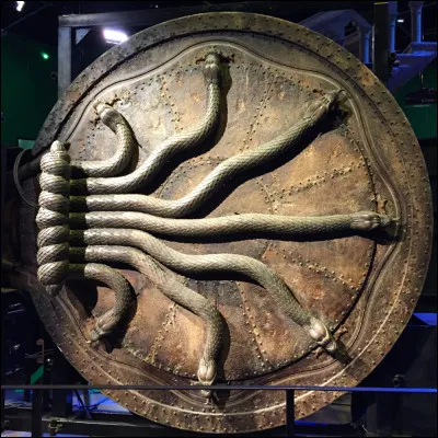 Qui a ouvert la chambre des secrets ?