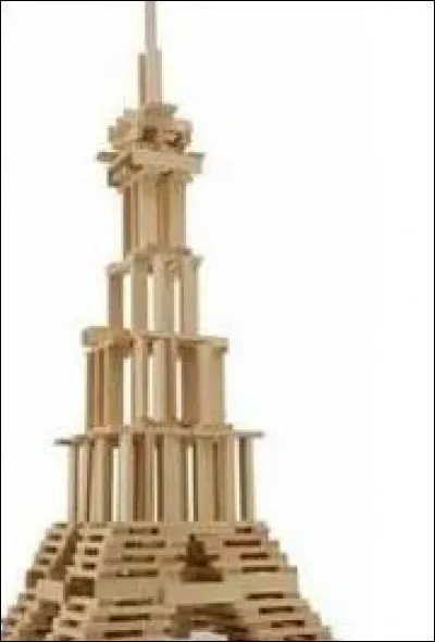 Cocorico ! Cette tour Eiffel est composée de pièces :
