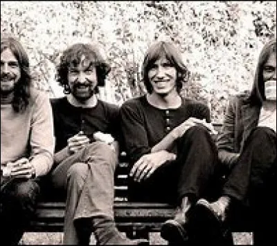 Groupe de rock britannique formé en 1965, il a vendu plus de 365 millions d'albums dans le monde. L'un de leurs plus célèbres singles est "Another Break in the Wall", sorti en 1979.