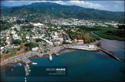 Quelle est la superficie de Mamoudzou ?