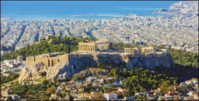 Vous allez maintenant dans la capitale grecque ...
