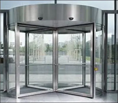 Quelle est cette porte qui fonctionne sur le principe du tourniquet ?