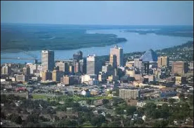 Qui a chanté "Sur la route de Memphis" ?
