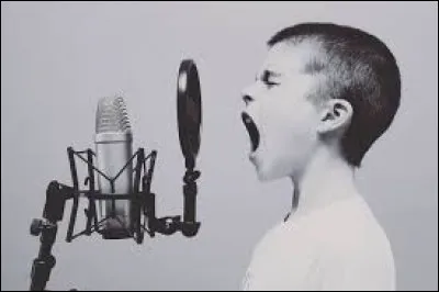 Qui a chanté "En chantant" ?