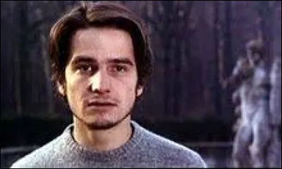Truffaut choisi dès son premier film un jeune acteur qui le suivra toute sa carrière dans quatre films autobiographiques. Qui est-ce ?