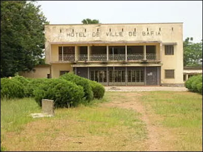 C'est le nom d'une ville du Cameroun.