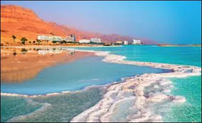 Quel pays la mer rouge borde-t-elle ?