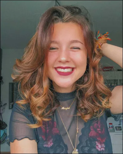 Combien de fois Marylouleloup a collaboré avec Jennyfer ?