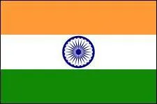 Le 22 juillet 1947, l'assemble constituante adopte le nouveau drapeau de l'Inde. La bande safran reprsente l'hindouisme ; la verte, l'Islam ; la blanche, la vrit et la paix. Au milieu se trouve :