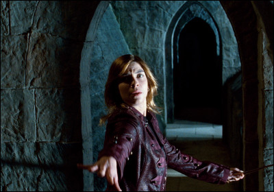 4) Nymphadora Tonks : Elle est...