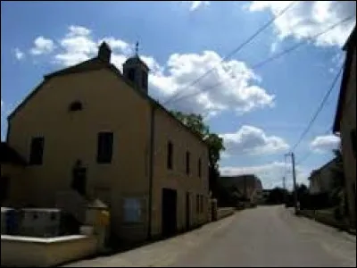 Petit village Haut-Saônois de 60 habitants, Onay se situe en région ...