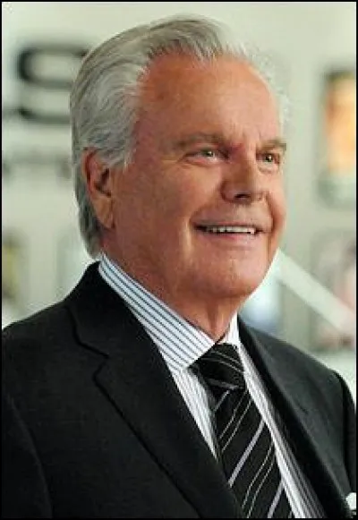 À quel âge le père d'Anthony l'a-t-il abandonné ?