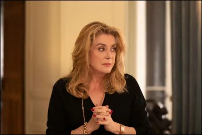 L'image montre Catherine Deneuve dans...