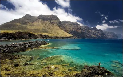 La plus haute montagne de Tenerife est également la plus haute montagne du pays auquel elle appartient. Quel est-il ?