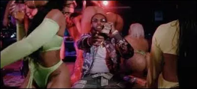 Avec quel rappeur a-t-il fait un remix de cette dernière ? (Suite Q1)