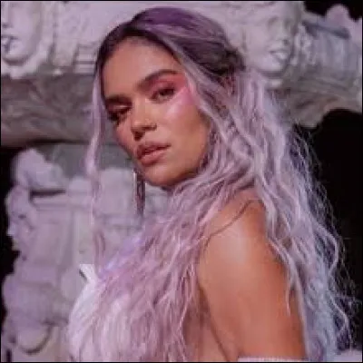 Laquelle de ces chansons a-t-il chanté avec Karol G ?