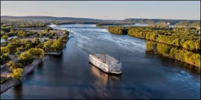 Quelle est la position du bassin hydrographique du Mississippi dans le classement des plus grands mondiaux ?