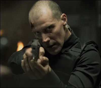 Qui Gandia emm&egrave;ne-t-elle dans une chambre forte ?