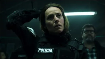 Qui se fait passer pour Gandia pour r&eacute;cup&eacute;rer Lisbonne sur le toit ?