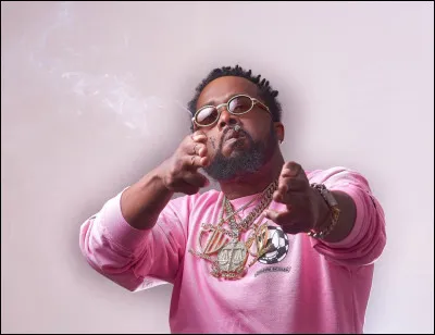 Je fais partie d'un groupe reconnaissable entre mille pour ses "BRRRR", ses "TUTUTUTU" ou encore ses "BOUM BOUM BOUM BOUM". Ça peut paraître dur à croire avec la phrase précédente, mais je suis également un parolier hors-pair, notamment adoubé par Eminem, 50 Cent ou même Drake. Je suis :