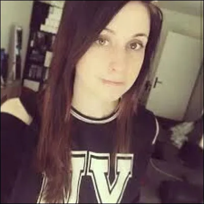 Comment s'appelle la chaîne YouTube de Mary ?