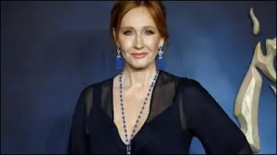 Le prénom de J.K Rowling est Juliane.