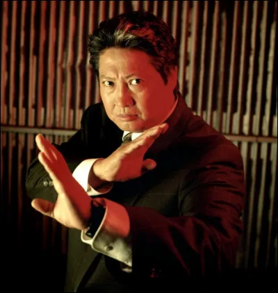 Grand ami de Jackie Chan, c'est une série télé qui le fit connaître en France !