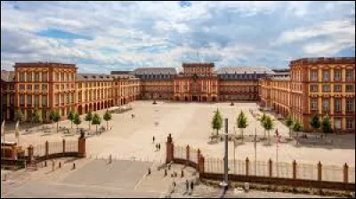 À l'aide de cette image, trouvez la ville !