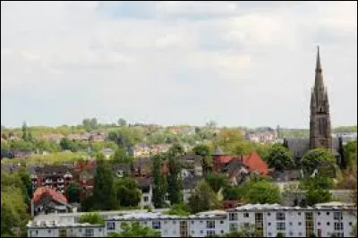 Cette ville est plus connue par son club de football.