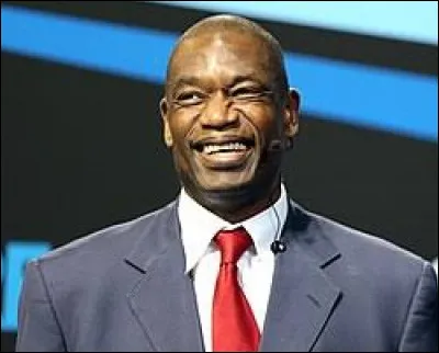 Dikembe Mutombo était un footballeur.