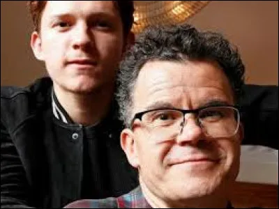 Comment s'appelle son père ?