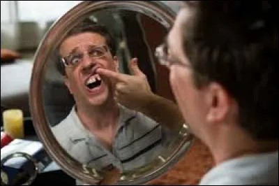 En conclusion, c'est un imbécile !