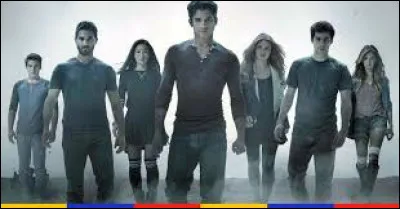 Dans "Teen Wolf", qui joue Stiles ?