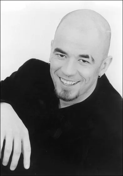 Qui est ce chanteur ?