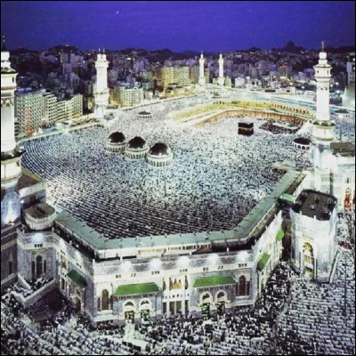 Dans quel pays se trouve la ''Mosquée al-Harâm'', la plus grande mosquée du monde ?